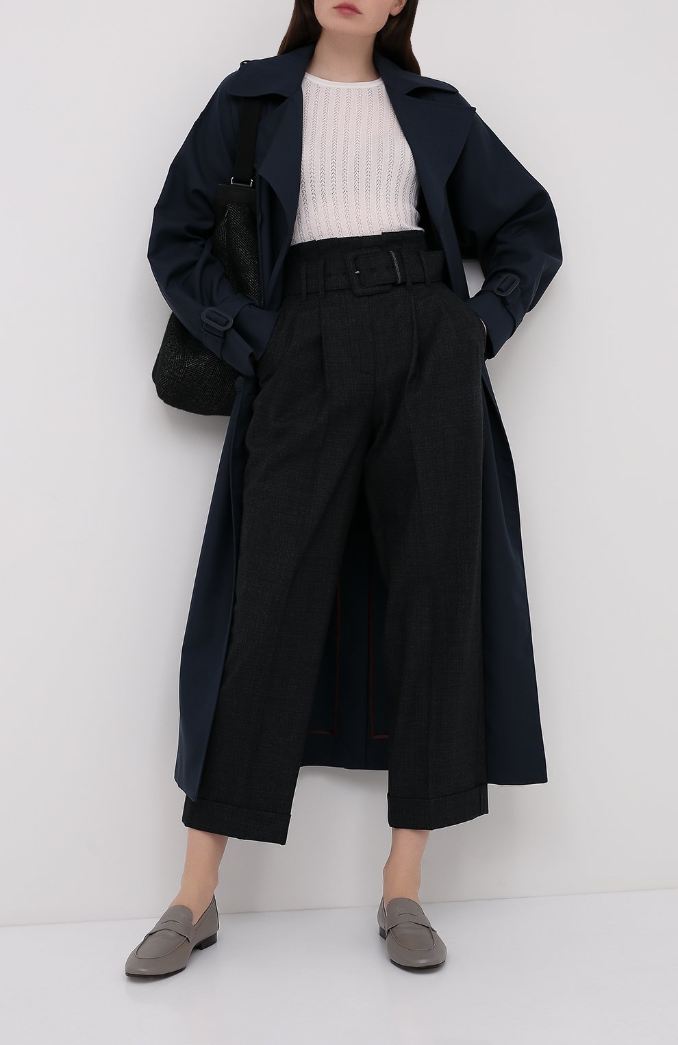 Шерстяные брюки BRUNELLO CUCINELLI темно-серого цвета по цене 153500 руб., арт. MP160P7382, фото 2 Шерстяные брюки BRUNELLO CUCINELLI, арт. MP160P7382, фото 2