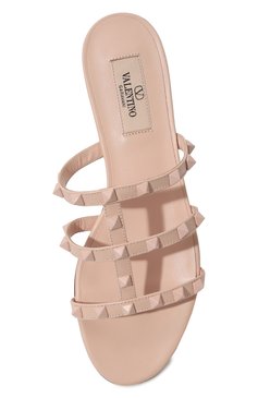 Женские кожаные шлепанцы rockstud VALENTINO розового цвета, арт. 3W0S0C49/VB8 | Фото 4 (Каблук высота: Низкий; Материал внутренний: Натуральная кожа; Материал сплава: Проставлено; Подошва: Плоская; Драгоценные камни: Проставлено)