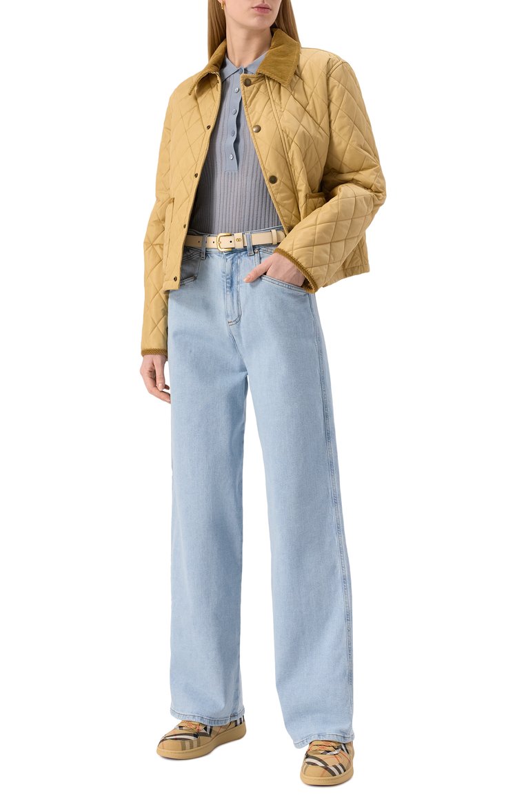 Женские джинсы KITON голубого цвета, арт. DJ53102K0930F01 | Фото 2 (Длина (брюки, джинсы): Стандартные; Материал внешний: Хлопок, Деним; Силуэт Ж (брюки и джинсы): Расклешенные; Кросс-КТ: Деним; Детали: Делаве; Стили: Кэжуэл)