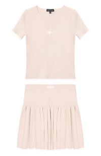 Светло-бежевый