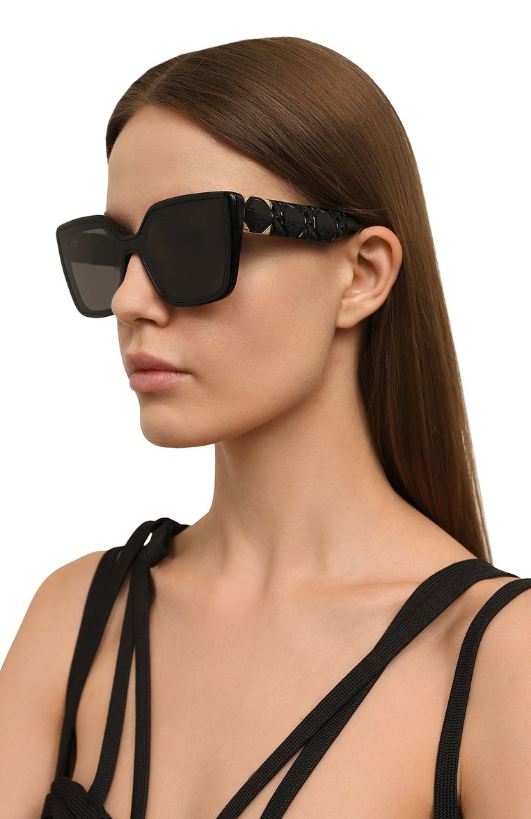 Женские солнцезащитные очки DIOR EYEWEAR черного цвета, арт. LADY 95.22 S2I 10A0 | Фото 2 (Нос: Не проставлено; Региональные ограничения белый список (Axapta Mercury): Не проставлено; Материал: Пластик; Тип очков: С/з; Очки форма: Квадратные; Оптика Гендер: оптика-женское)