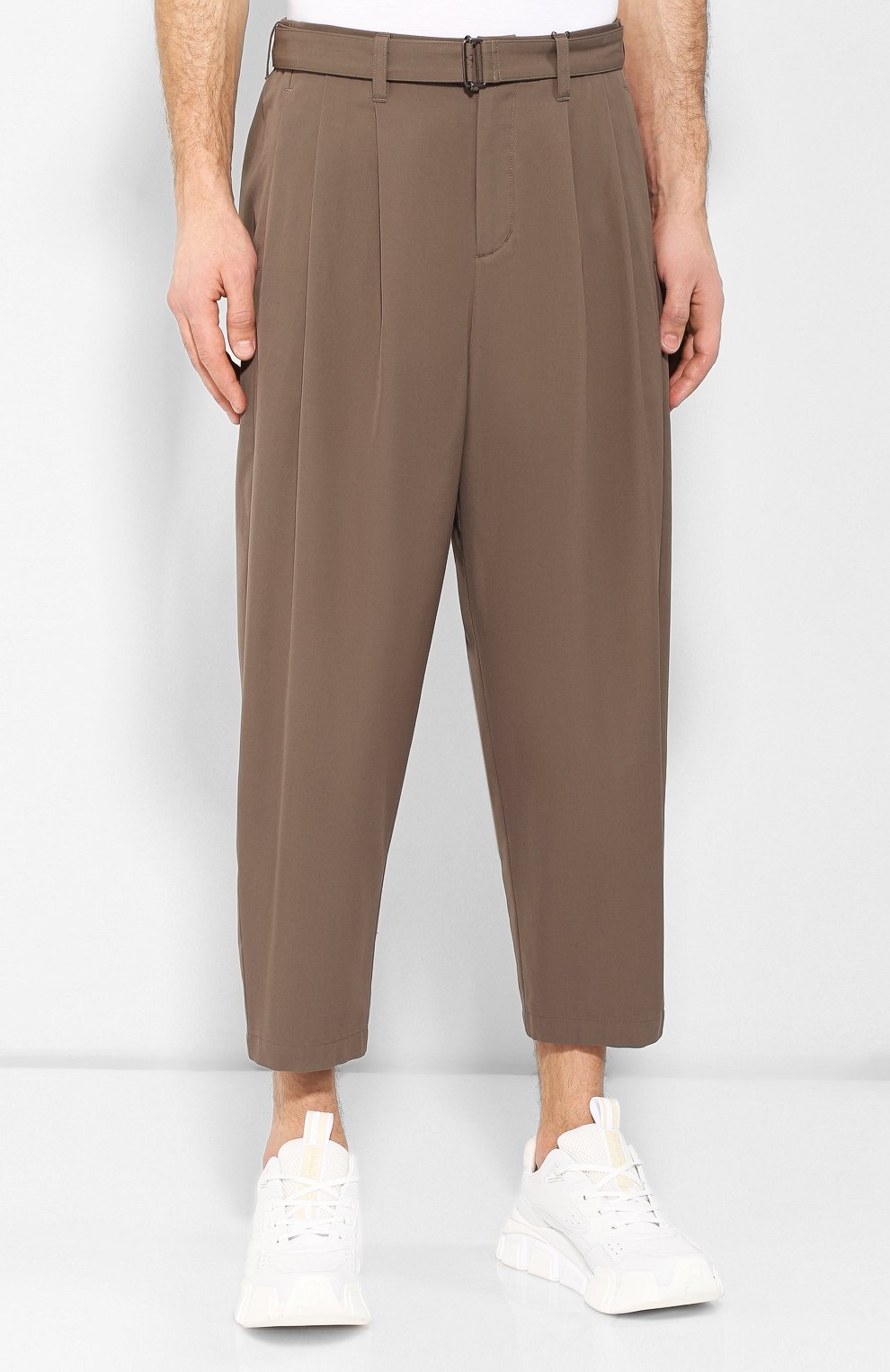 Хлопковые брюки KAZUYUKI KUMAGAI хаки цвета по цене 29850 руб., арт. KP91-055, фото 3 Хлопковые брюки KAZUYUKI KUMAGAI, арт. KP91-055, фото 3