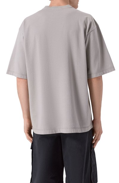 Хлопковая футболка DOLCE & GABBANA серого цвета по цене 59250 руб., арт. G8PB8T/G7M3M, фото 4 Хлопковая футболка DOLCE & GABBANA, арт. G8PB8T/G7M3M, фото 4