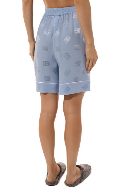 Шелковые шорты DOLCE & GABBANA голубого цвета по цене 106500 руб., арт. FTAM7T/FJ1J0, фото 4 Шелковые шорты DOLCE & GABBANA, арт. FTAM7T/FJ1J0, фото 4