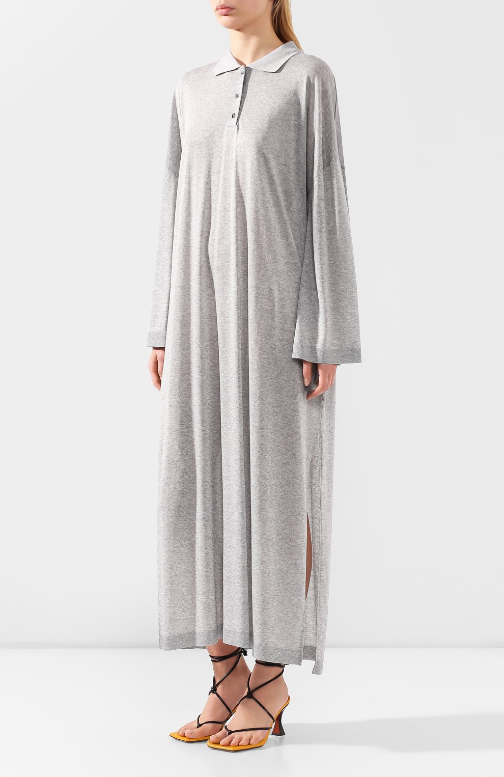 Платье-макси TOTEME серого цвета по цене 32950 руб., арт. BARZI0 DRESS 202-620-777, фото 3 Платье-макси TOTEME, арт. BARZI0 DRESS 202-620-777, фото 3