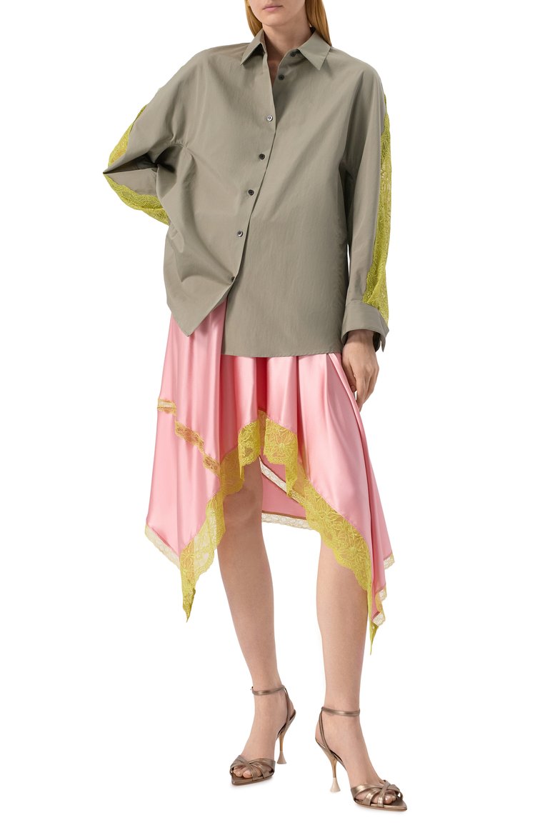 Женская хлопковая рубашка DRIES VAN NOTEN хаки цвета, арт. 251-010753-1374 | Фото 2 (Материал внешний: Хлопок; Принт: Без принта; Рукава: Длинные; Стили: Кэжуэл; Длина (для топов): Удлиненные; Женское Кросс-КТ: Рубашка-одежда; Автоматизация состава: Проставлено; Автоматизация ТО: Проставлено)
