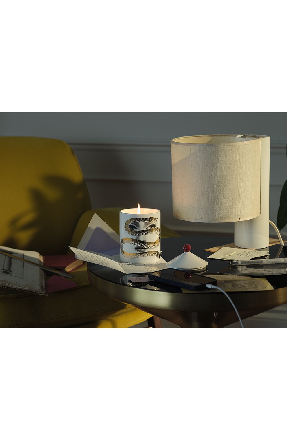 Ароматическая свеча se poi peccato originale FORNASETTI белого цвета по цене 39950 руб., арт. FPSM044Z-FP, фото 4 Ароматическая свеча se poi peccato originale FORNASETTI, арт. FPSM044Z-FP, фото 4