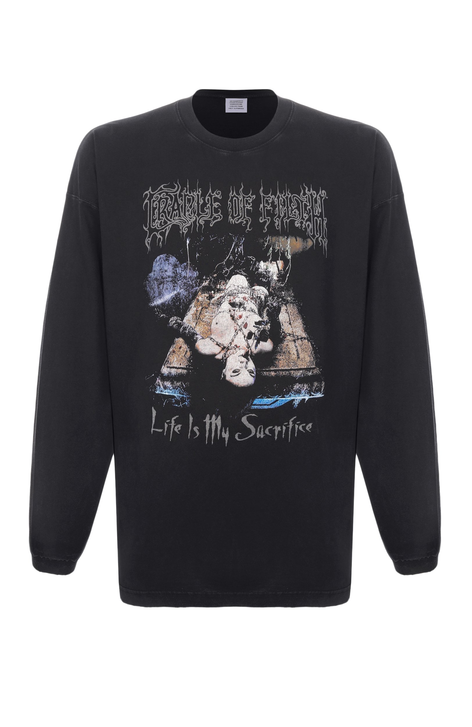 Хлопковый лонгслив VETEMENTS черного цвета по цене 109500 руб., арт. MH27LS206B, фото 1 Хлопковый лонгслив VETEMENTS, арт. MH27LS206B, фото 1