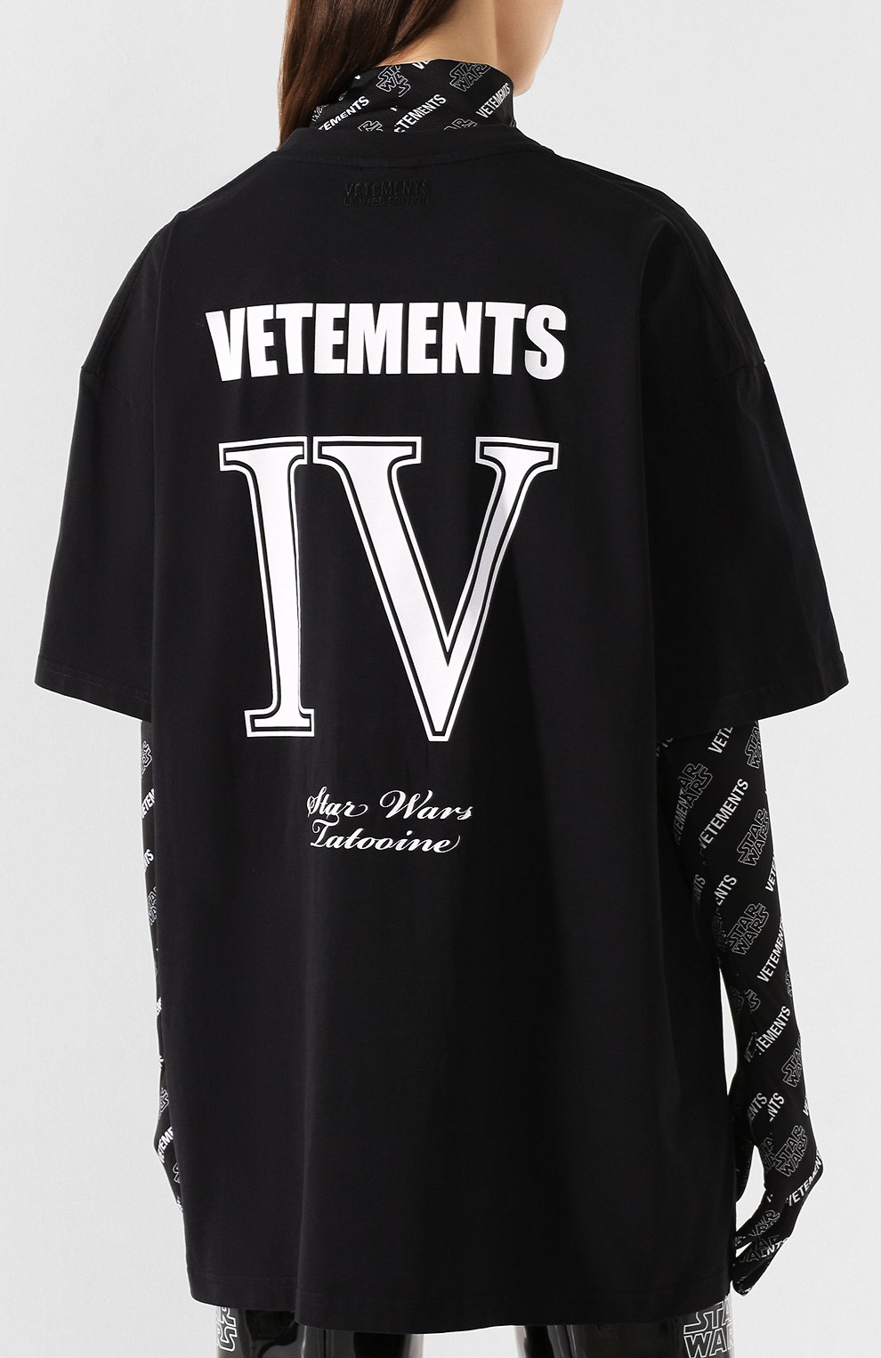 Хлопковая футболка star wars x vetements xl VETEMENTS черного цвета по цене 41100 руб., арт. USW21TS012 1600/W, фото 4 Хлопковая футболка star wars x vetements xl VETEMENTS, арт. USW21TS012 1600/W, фото 4