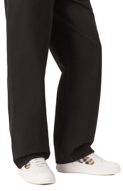 Комбинированные кеды terrace BURBERRY белого цвета по цене 72600 руб., арт. 8108649, фото 3 Комбинированные кеды terrace BURBERRY, арт. 8108649, фото 3