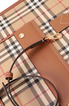 Женская сумка-тоут freya medium BURBERRY бежевого цвета, арт. 8097568 | Фото 3 (Размер: medium; Драгоценные камни: Проставлено; Материал сплава: Проставлено; Материал: Экокожа)