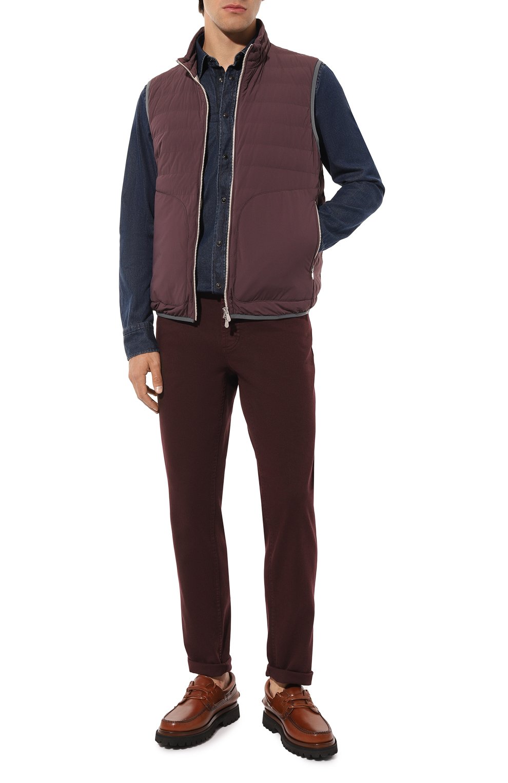 Пуховый жилет BRUNELLO CUCINELLI бордового цвета по цене 165000 руб., арт. MM403B2226, фото 2 Пуховый жилет BRUNELLO CUCINELLI, арт. MM403B2226, фото 2