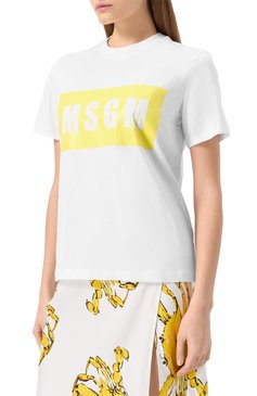 Женская хлопковая футболка MSGM белого цвета, арт. 3841MDM520/257002 | Фото 3 (Материал внешний: Хлопок; Рукава: Короткие; Длина (для топов): Стандартные; Принт: С принтом; Стили: Кэжуэл)