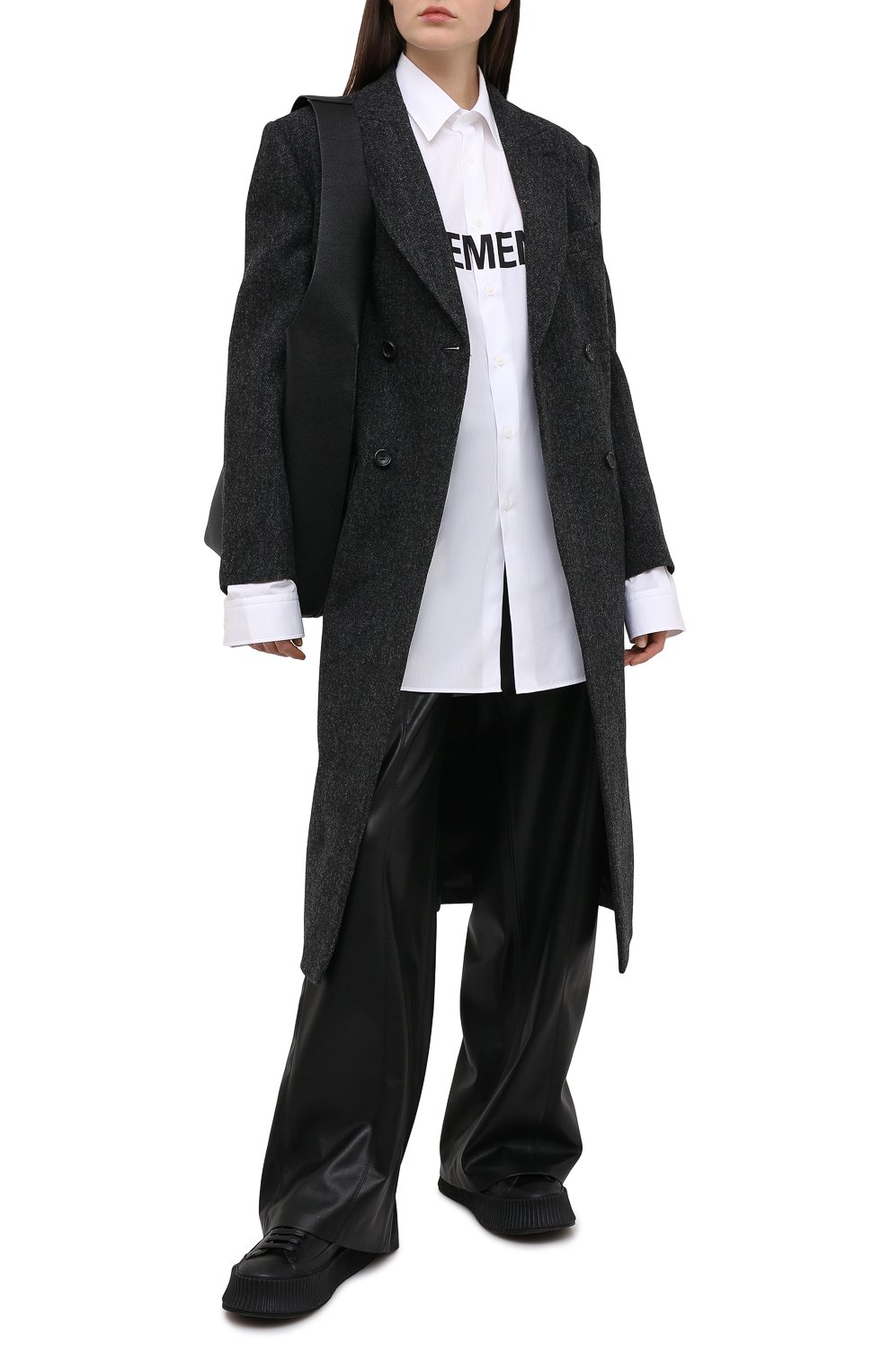 Хлопковая рубашка VETEMENTS белого цвета по цене 59900 руб., арт. UE51SH300W 1004/W, фото 2 Хлопковая рубашка VETEMENTS, арт. UE51SH300W 1004/W, фото 2