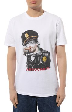 Мужская хлопковая футболка SEETEES белого цвета, арт. T1MAN-BRAND0 | Фото 3 (Рукава: Короткие; Длина (для топов): Стандартные; Стили: Гранж; Принт: С принтом; Материал сплава: Проставлено; Материал внешний: Хлопок; Драгоценные камни: Проставлено)