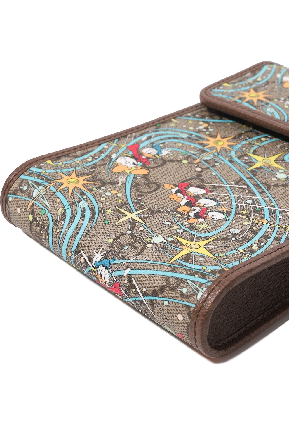Чехол для телефона disney x gucci GUCCI коричневого цвета по цене 103680 руб., арт. 647927 2N9AT, фото 3 Чехол для телефона disney x gucci GUCCI, арт. 647927 2N9AT, фото 3