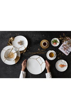 Блюдо для торта kintsugi BERNARDAUD золотого цвета, арт. 1095/21267 | Фото 2 (Региональные ограничения белый список (Axapta Mercury): Не проставлено; Нос: Не проставлено; Интерьер Кросс-КТ: Обеденная посуда; Ограничения доставки: fragile-2)