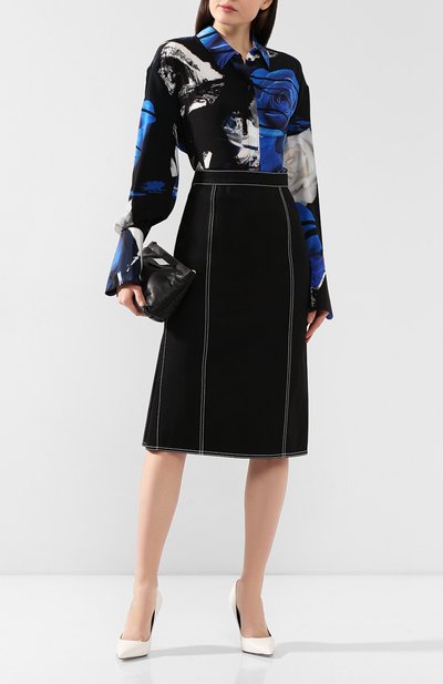 Джинсовая юбка ALEXANDER MCQUEEN черного цвета по цене 107000 руб., арт. 610625/QMAAM, фото 2 Джинсовая юбка ALEXANDER MCQUEEN, арт. 610625/QMAAM, фото 2