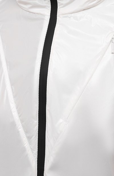 Ветровка melucta MONCLER GENIUS белого цвета по цене 108500 руб., арт. G1-093-1A752-10-539FT, фото 5 Ветровка melucta MONCLER GENIUS, арт. G1-093-1A752-10-539FT, фото 5