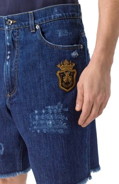 Мужские джинсовые шорты DOLCE & GABBANA темно-синего цвета, арт. GP112Z/G8MU4 | Фото 5 (Материал сплава: Проставлено; Длина Шорты М: До колена; Драгоценные камни: Проставлено; Стили: Гранж; Материал внешний: Деним, Хлопок; Кросс-КТ: Деним; Случай: Повседневный; Принт: Без принта)