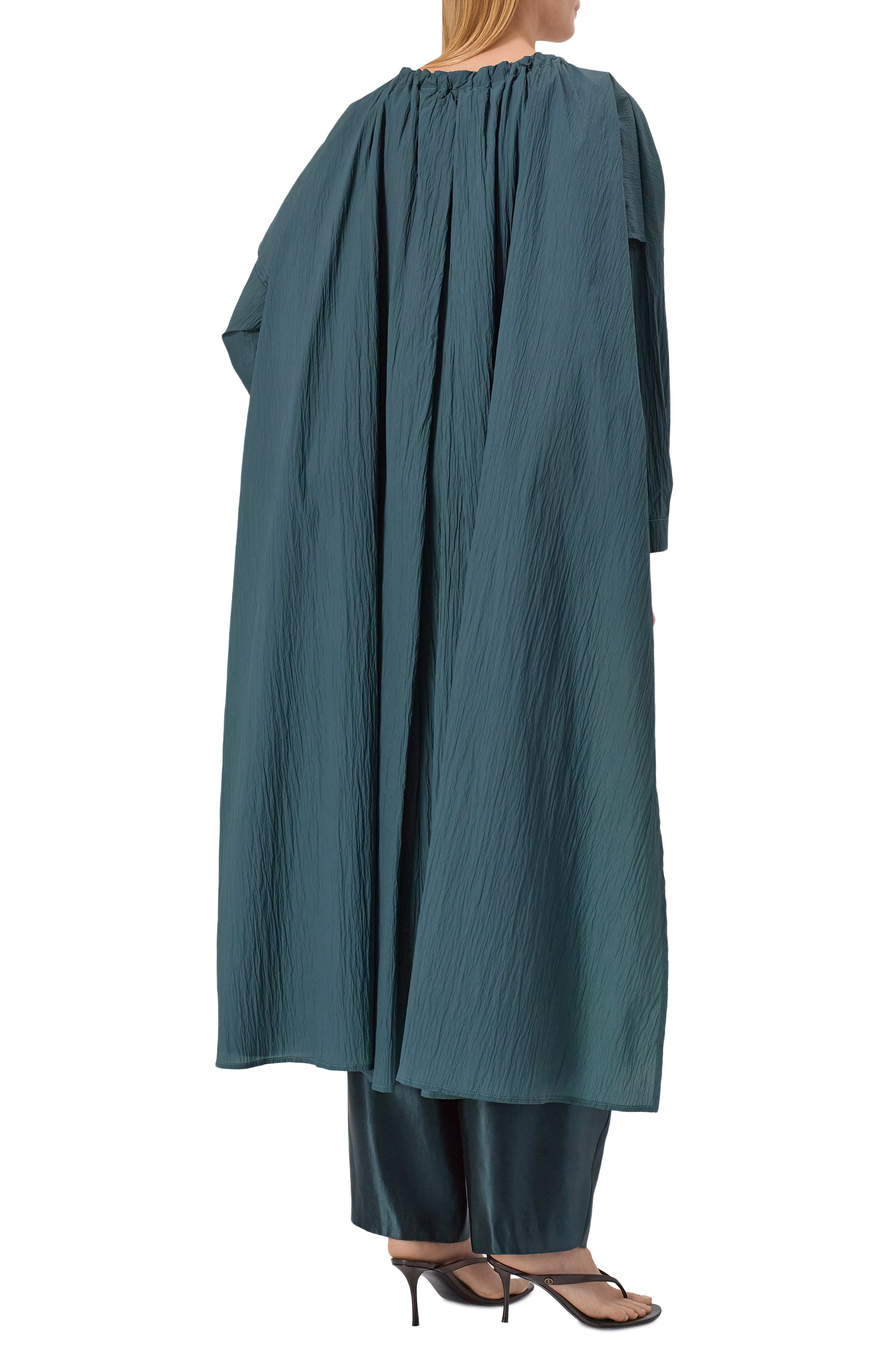 Плащ GIORGIO ARMANI зеленого цвета по цене 644500 руб., арт. GW002553/TE18898, фото 4 Плащ GIORGIO ARMANI, арт. GW002553/TE18898, фото 4