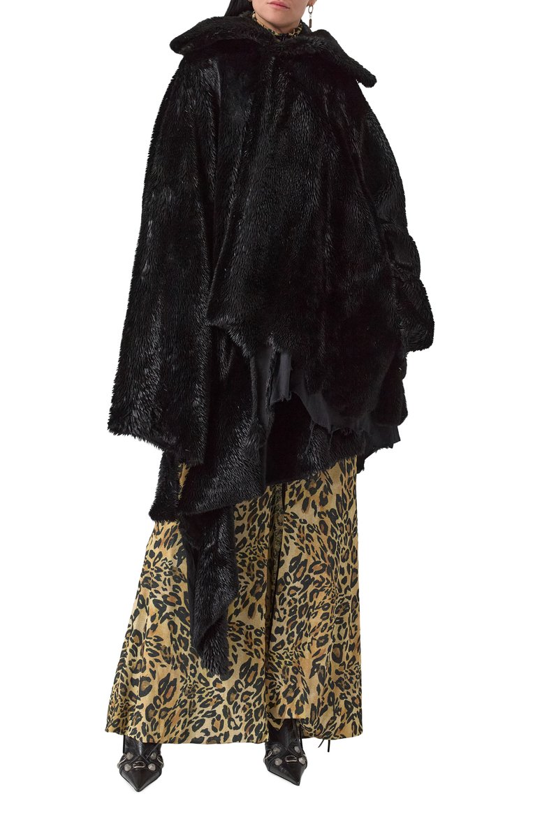 Женская шуба BALENCIAGA черного цвета, арт. 808948/TFQ04 | Фото 3 (Рукава: Длинные; Материал подклада: Хлопок; Длина (верхняя одежда): До середины бедра; Материал сплава: Проставлено; Драгоценные камни: Проставлено; Кросс-КТ: Куртка; Стили: Гранж; Материал внешний: Синтетический материал)