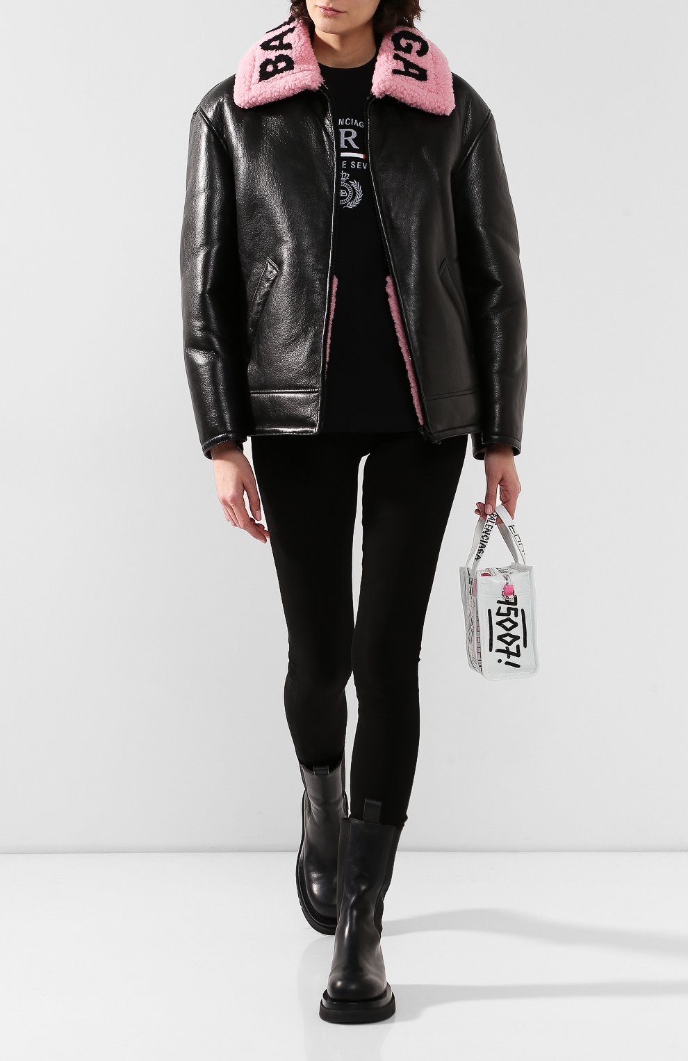 Кожаная куртка BALENCIAGA черного цвета по цене 299500 руб., арт. 594479/TGS16, фото 2 Кожаная куртка BALENCIAGA, арт. 594479/TGS16, фото 2