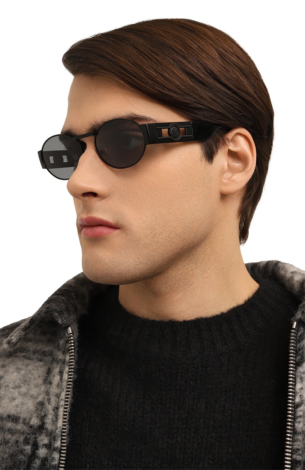 Солнцезащитные очки VERSACE черного цвета по цене 54100 руб., арт. 2264-1261/1, фото 3 Солнцезащитные очки VERSACE, арт. 2264-1261/1, фото 3