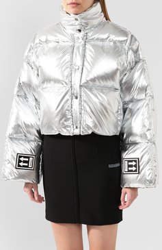 Женский пуховик OFF-WHITE серебряного цвета, арт. 0WEA192F19F760509100 | Фото 3 (Рукава: Длинные; Материал подклада: Синтетический материал; Материал внешний: Синтетический материал; Статус проверки: Проверено, Проверена категория; Длина (верхняя одежда): Короткие; Кросс-КТ: Пуховик; Материал утеплителя: Пух и перо; Драгоценные камни: Проставлено; Материал сплава: Проверено, Проставлено)