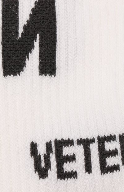 Хлопковые носки VETEMENTS белого цвета по цене 9790 руб., арт. USS198032/M, фото 2 Хлопковые носки VETEMENTS, арт. USS198032/M, фото 2