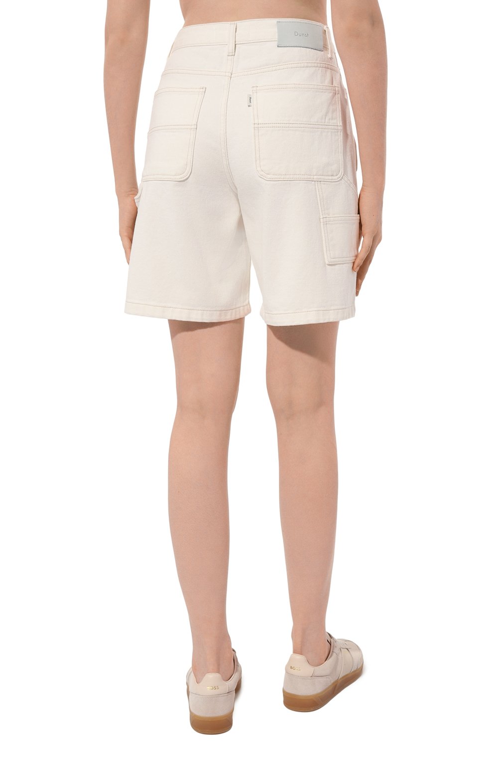 Джинсовые шорты DUNST белого цвета по цене 12950 руб., арт. UDPA4A2150W, фото 4 Джинсовые шорты DUNST, арт. UDPA4A2150W, фото 4