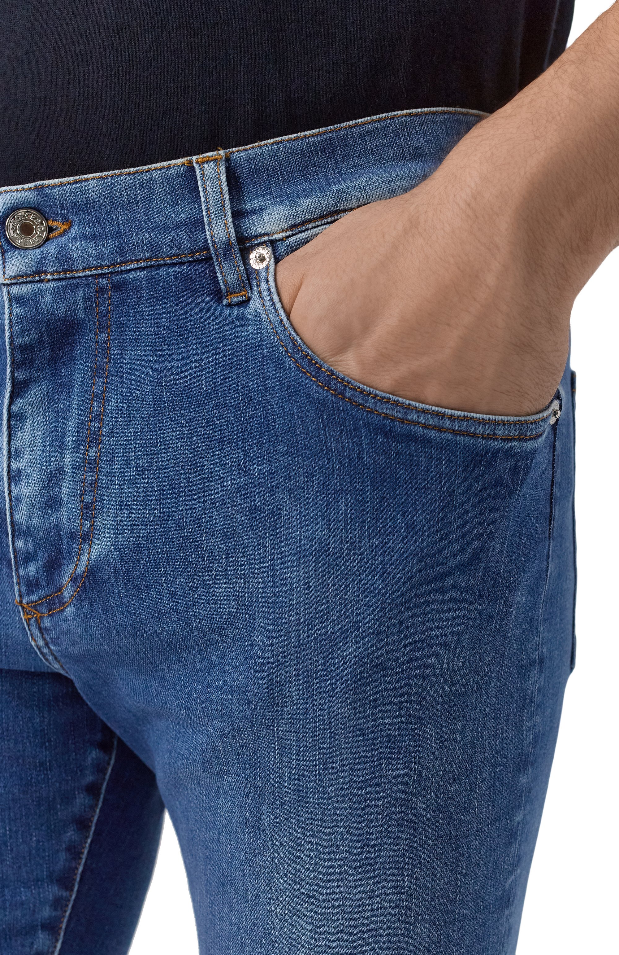 Джинсы slim DOLCE & GABBANA синего цвета по цене 96350 руб., арт. GY07CZ/G8MZ9, фото 5 Джинсы slim DOLCE & GABBANA, арт. GY07CZ/G8MZ9, фото 5