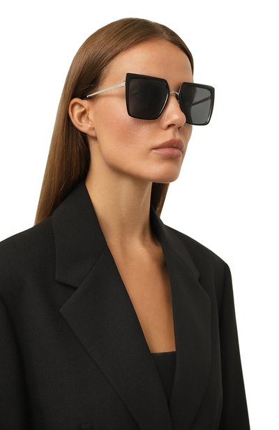 Солнцезащитные очки PRADA черного цвета по цене 45000 руб., арт. SPR58W-F1AB-F05Z1-057, фото 2 Солнцезащитные очки PRADA, арт. SPR58W-F1AB-F05Z1-057, фото 2