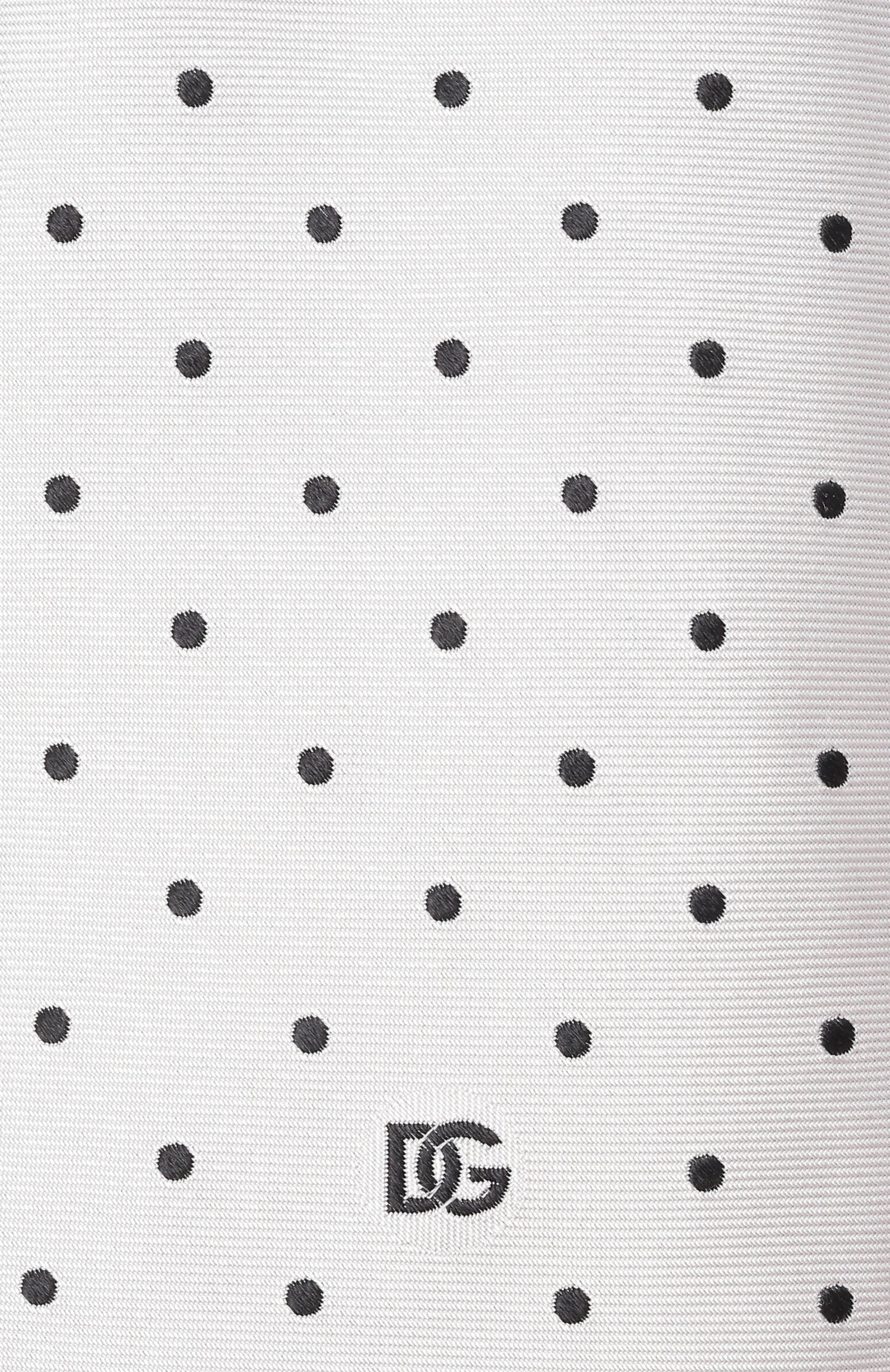 Шелковый галстук DOLCE & GABBANA белого цвета по цене 35800 руб., арт. GT147E/G0JQY, фото 4 Шелковый галстук DOLCE & GABBANA, арт. GT147E/G0JQY, фото 4