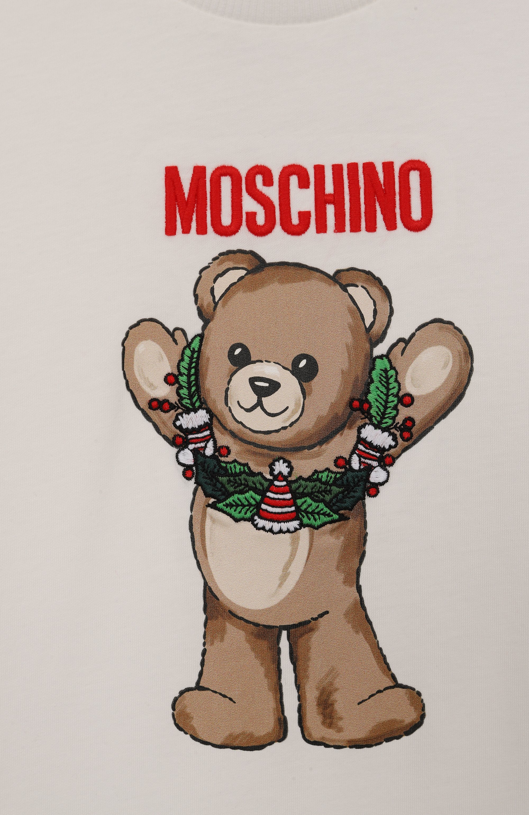 Хлопковая футболка MOSCHINO молочного цвета по цене 11750 руб., арт. HUM05H/LAA01/10-14, фото 3 Хлопковая футболка MOSCHINO, арт. HUM05H/LAA01/10-14, фото 3
