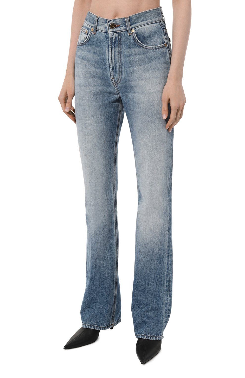 Джинсы JACQUEMUS светло-голубого цвета по цене 49750 руб., арт. 22E/213DE001-1015, фото 3 Джинсы JACQUEMUS, арт. 22E/213DE001-1015, фото 3