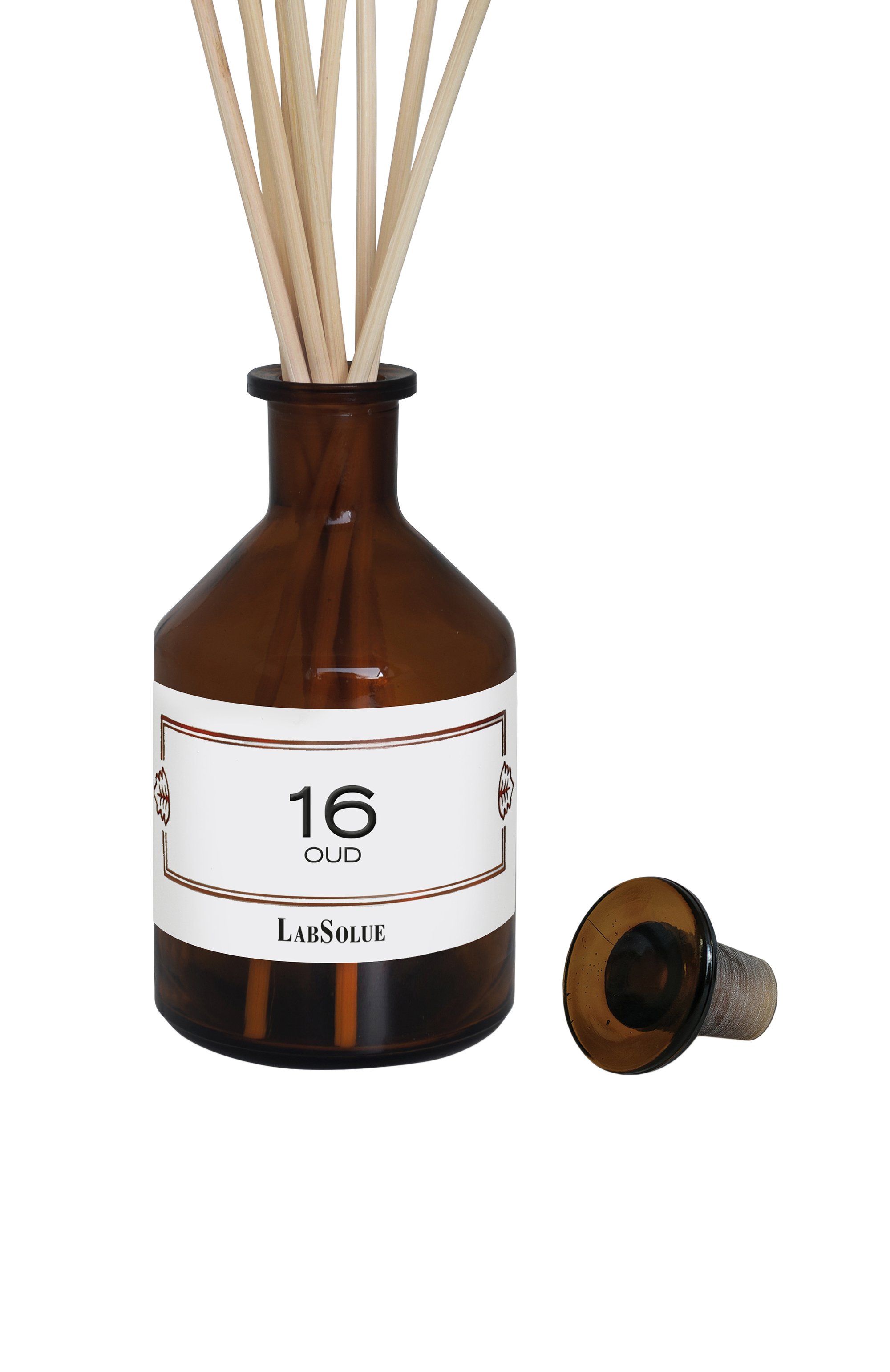 Диффузор 16 oud (250ml) LABSOLUE бесцветного цвета по цене 23490 руб., арт. 8011530970550, фото 1 Диффузор 16 oud (250ml) LABSOLUE, арт. 8011530970550, фото 1