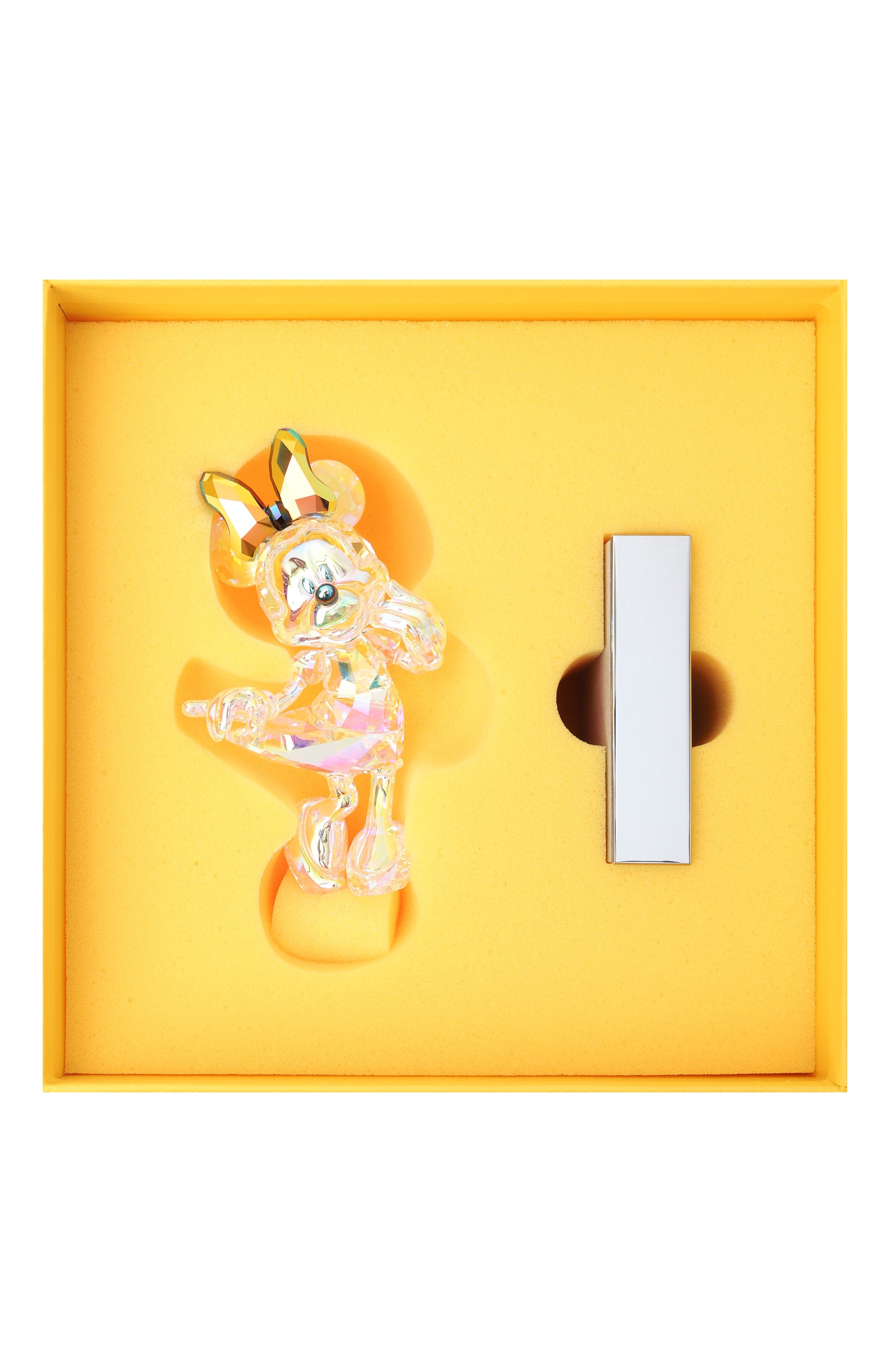 Фигурка minnie mouse SWAROVSKI прозрачного цвета по цене 64050 руб., арт. 5744238, фото 5 Фигурка minnie mouse SWAROVSKI, арт. 5744238, фото 5