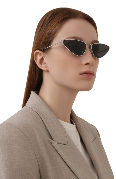 Солнцезащитные очки SAINT LAURENT серебряного цвета по цене 31500 руб., арт. SL 487 002, фото 2 Солнцезащитные очки SAINT LAURENT, арт. SL 487 002, фото 2