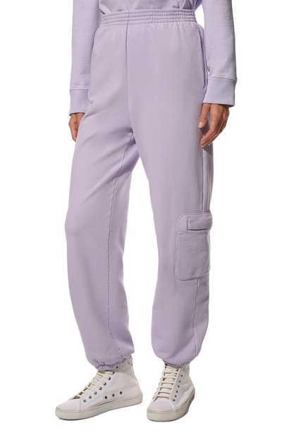 Хлопковые джоггеры MM6 сиреневого цвета по цене 37800 руб., арт. S52KA0337/S25537, фото 3 Хлопковые джоггеры MM6, арт. S52KA0337/S25537, фото 3