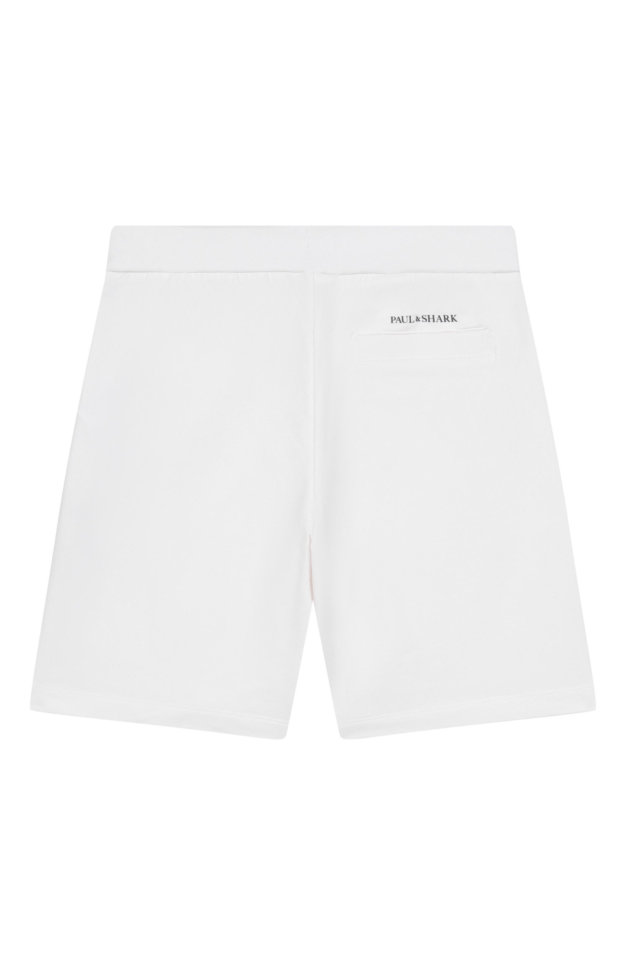 Хлопковые шорты PAUL & SHARK JUNIOR белого цвета по цене 14700 руб., арт. WUQ004/LDA60/6A-8A, фото 2 Хлопковые шорты PAUL & SHARK JUNIOR, арт. WUQ004/LDA60/6A-8A, фото 2