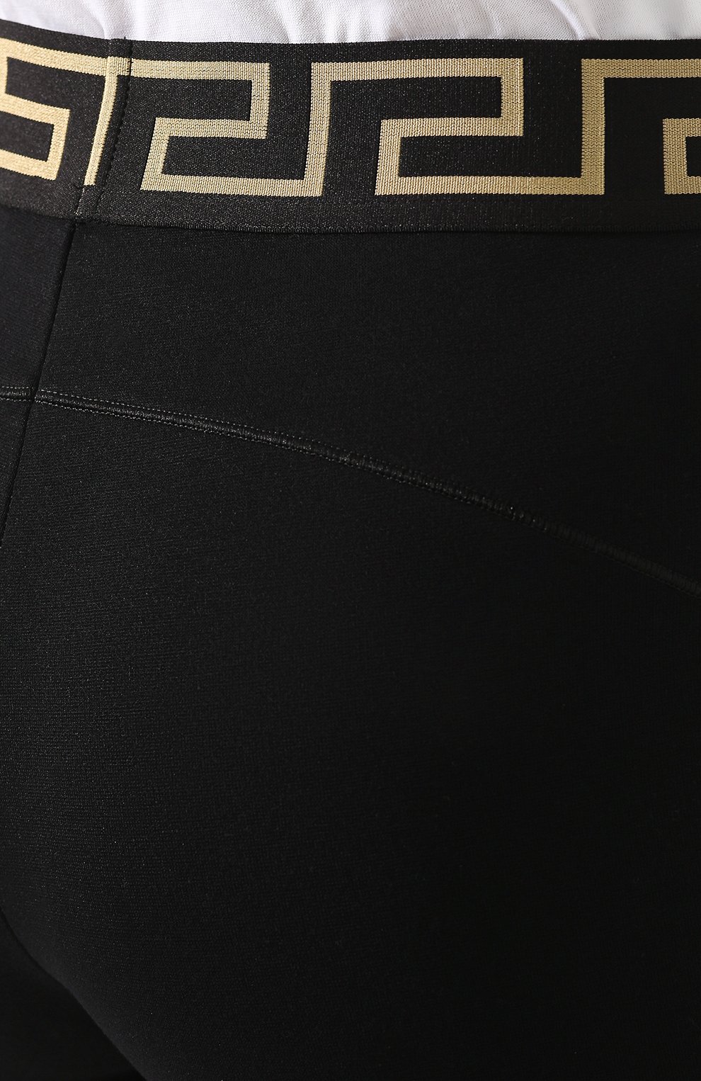 Шорты VERSACE черного цвета по цене 26600 руб., арт. AGD19007/AC00360, фото 5 Шорты VERSACE, арт. AGD19007/AC00360, фото 5