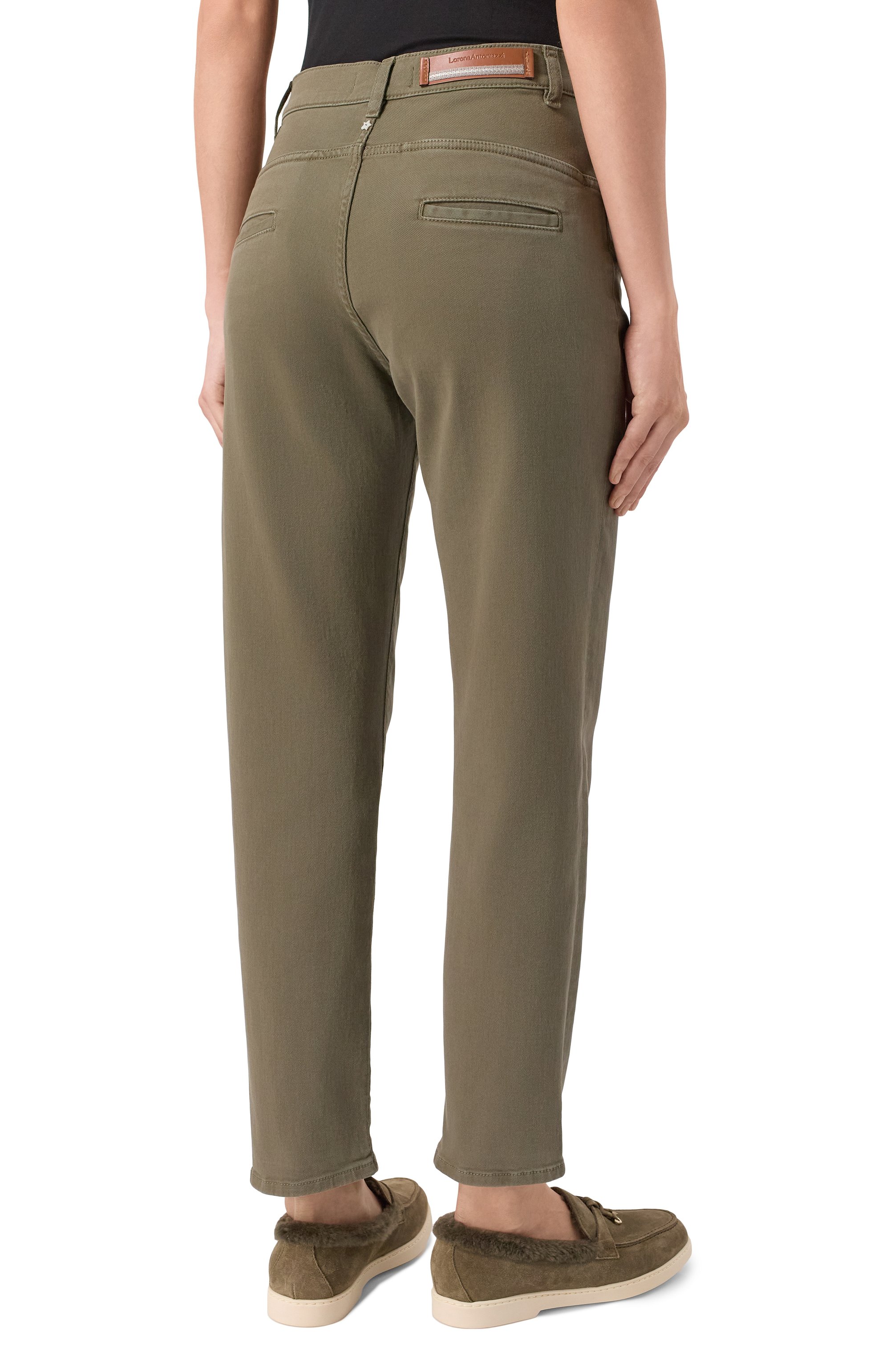 Джинсы LORENA ANTONIAZZI хаки цвета по цене 57550 руб., арт. PA19E/4049, фото 4 Джинсы LORENA ANTONIAZZI, арт. PA19E/4049, фото 4