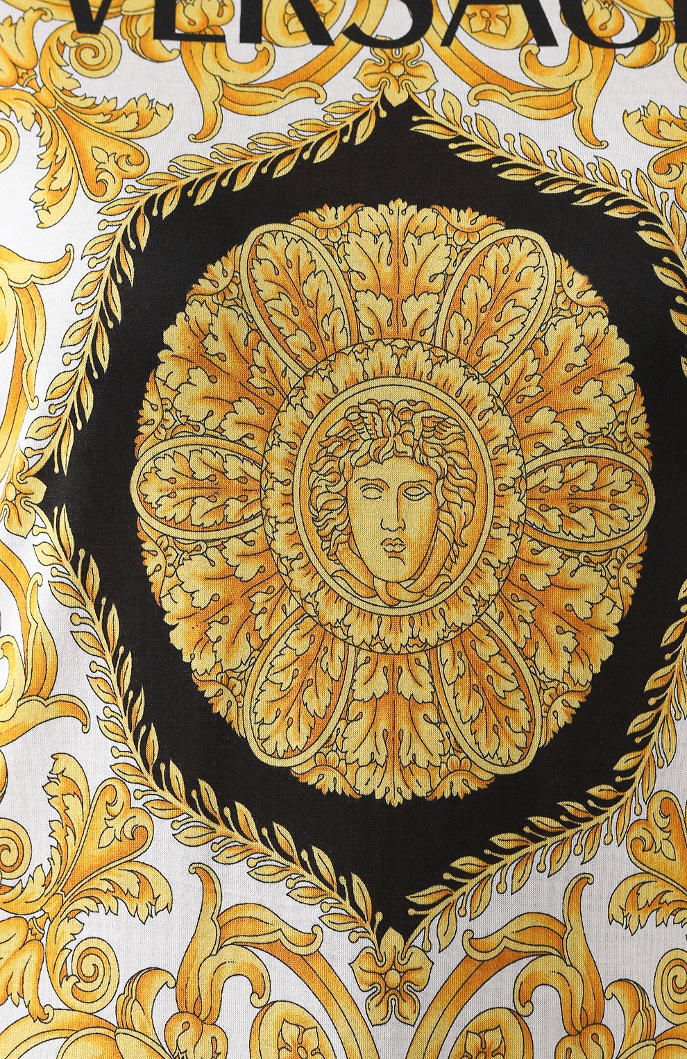 Хлопковая футболка VERSACE разноцветного цвета по цене 53900 руб., арт. A82255/A229176, фото 5 Хлопковая футболка VERSACE, арт. A82255/A229176, фото 5