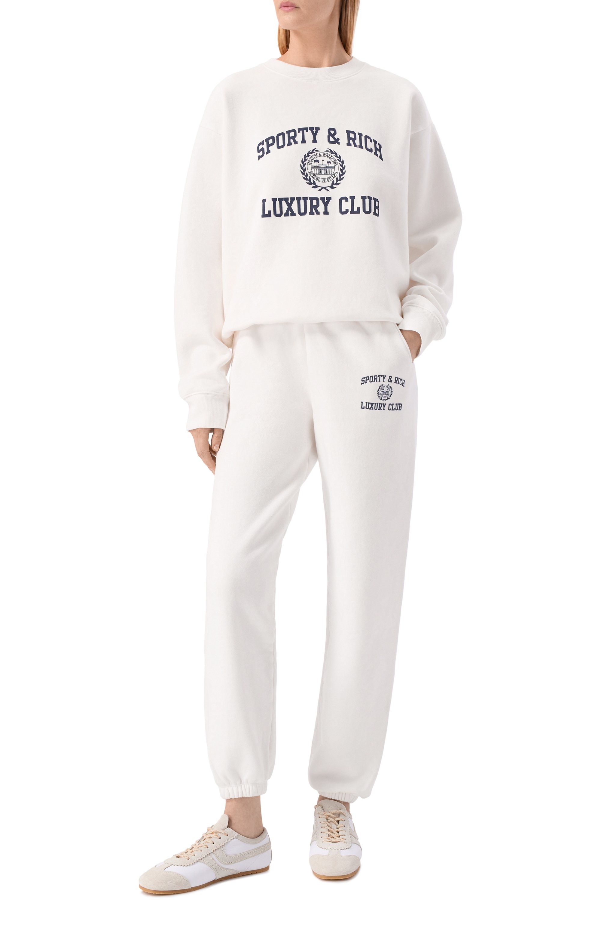 Хлопковый свитшот luxury club SPORTY AND RICH белого цвета по цене 33600 руб., арт. ST0997842WH01/S&R LUXURY CLUB CREWNECK, фото 2 Хлопковый свитшот luxury club SPORTY AND RICH, арт. ST0997842WH01/S&R LUXURY CLUB CREWNECK, фото 2