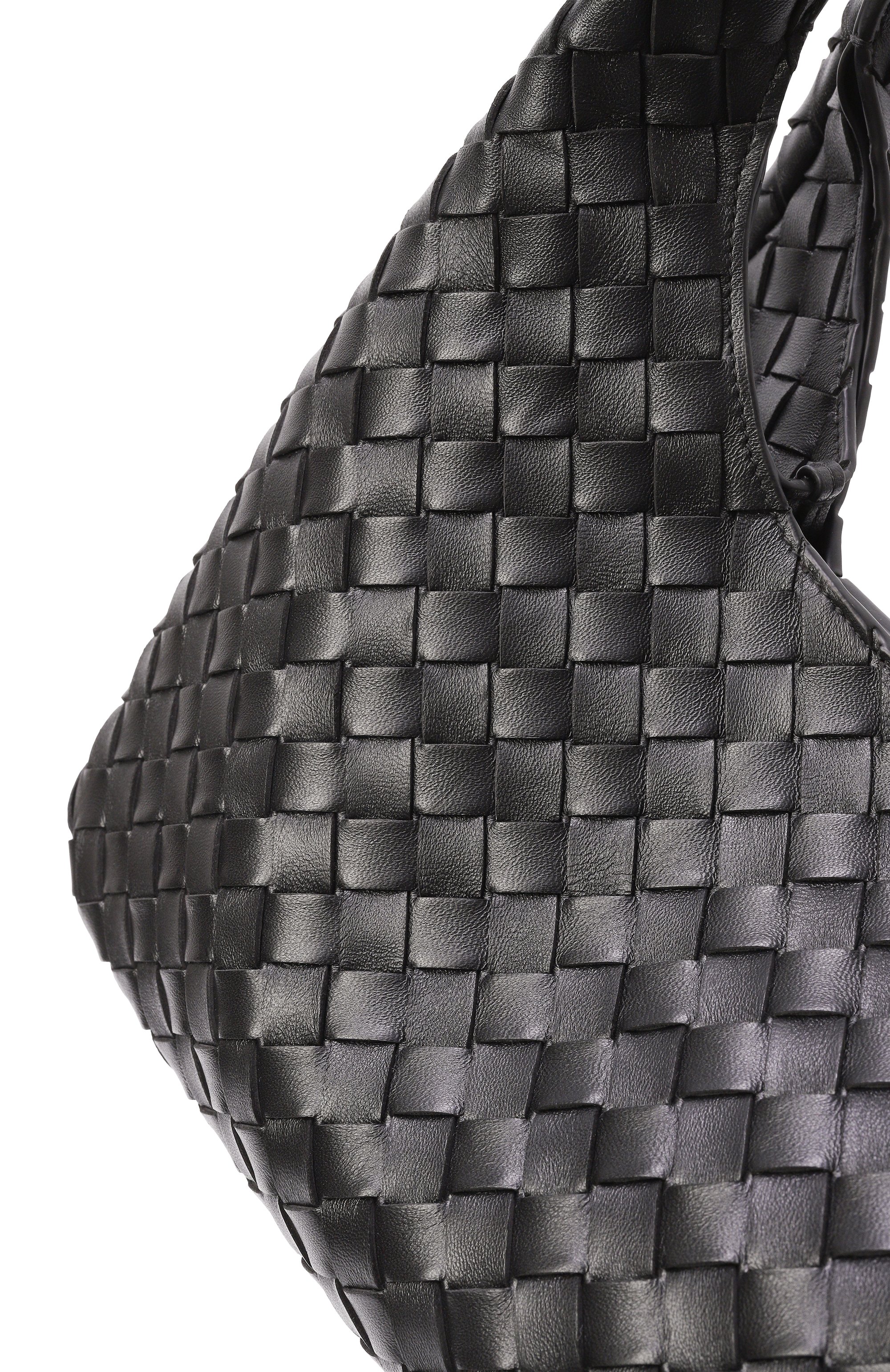 Сумка campana medium BOTTEGA VENETA черного цвета по цене 512000 руб., арт. 844249/V4SC0, фото 6 Сумка campana medium BOTTEGA VENETA, арт. 844249/V4SC0, фото 6