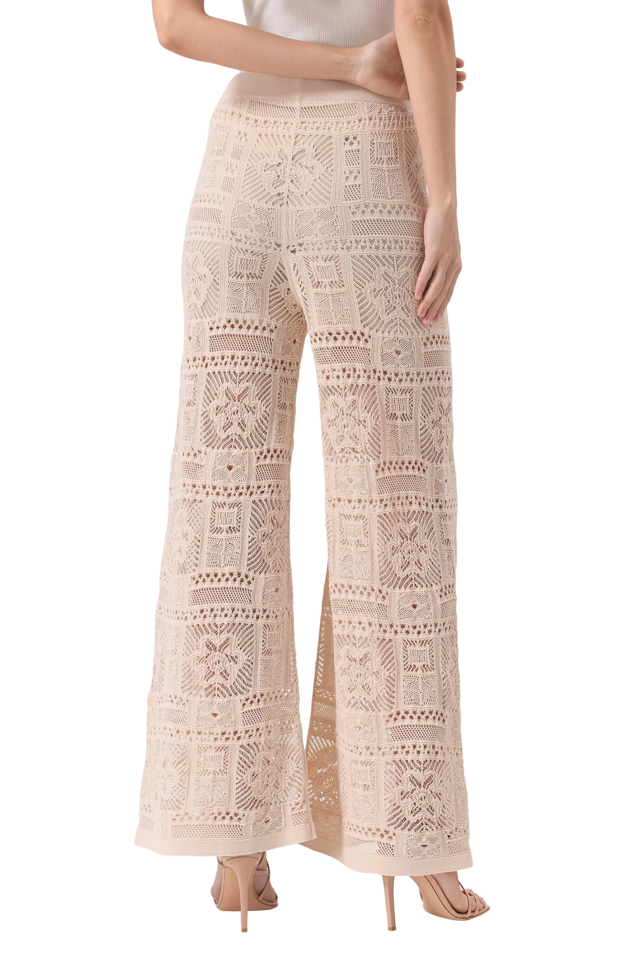 Брюки из хлопка и вискозы D.EXTERIOR кремового цвета по цене 59300 руб., арт. 60368, фото 4 Брюки из хлопка и вискозы D.EXTERIOR, арт. 60368, фото 4