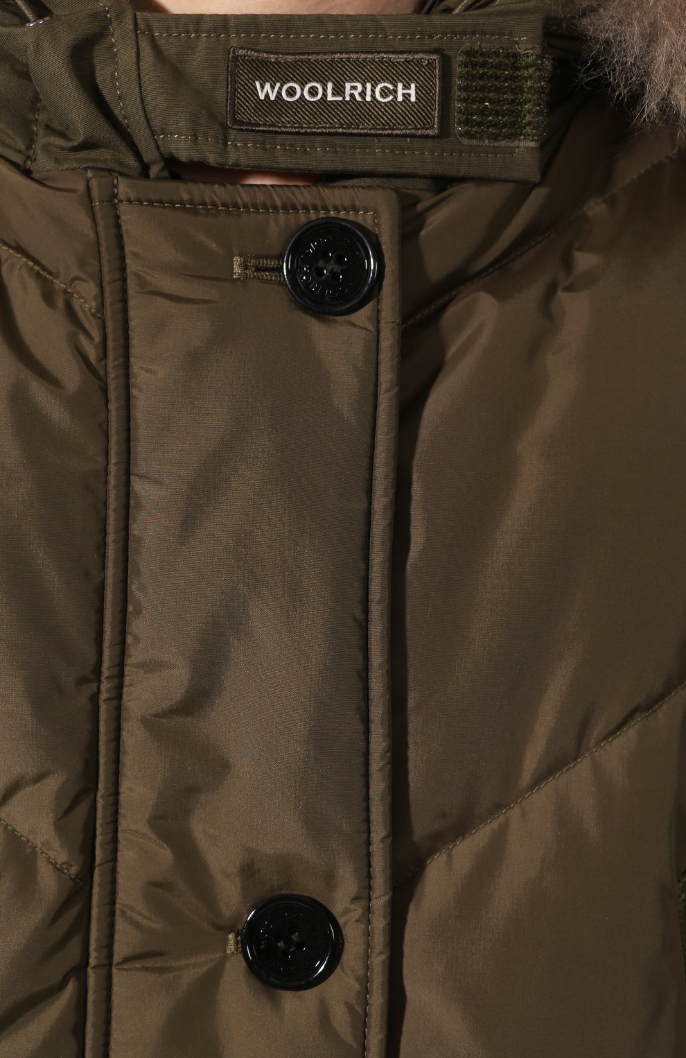 Пуховик woolrich logo WOOLRICH хаки цвета по цене 79950 руб., арт. WWCPS2789/UT1708, фото 5 Пуховик woolrich logo WOOLRICH, арт. WWCPS2789/UT1708, фото 5