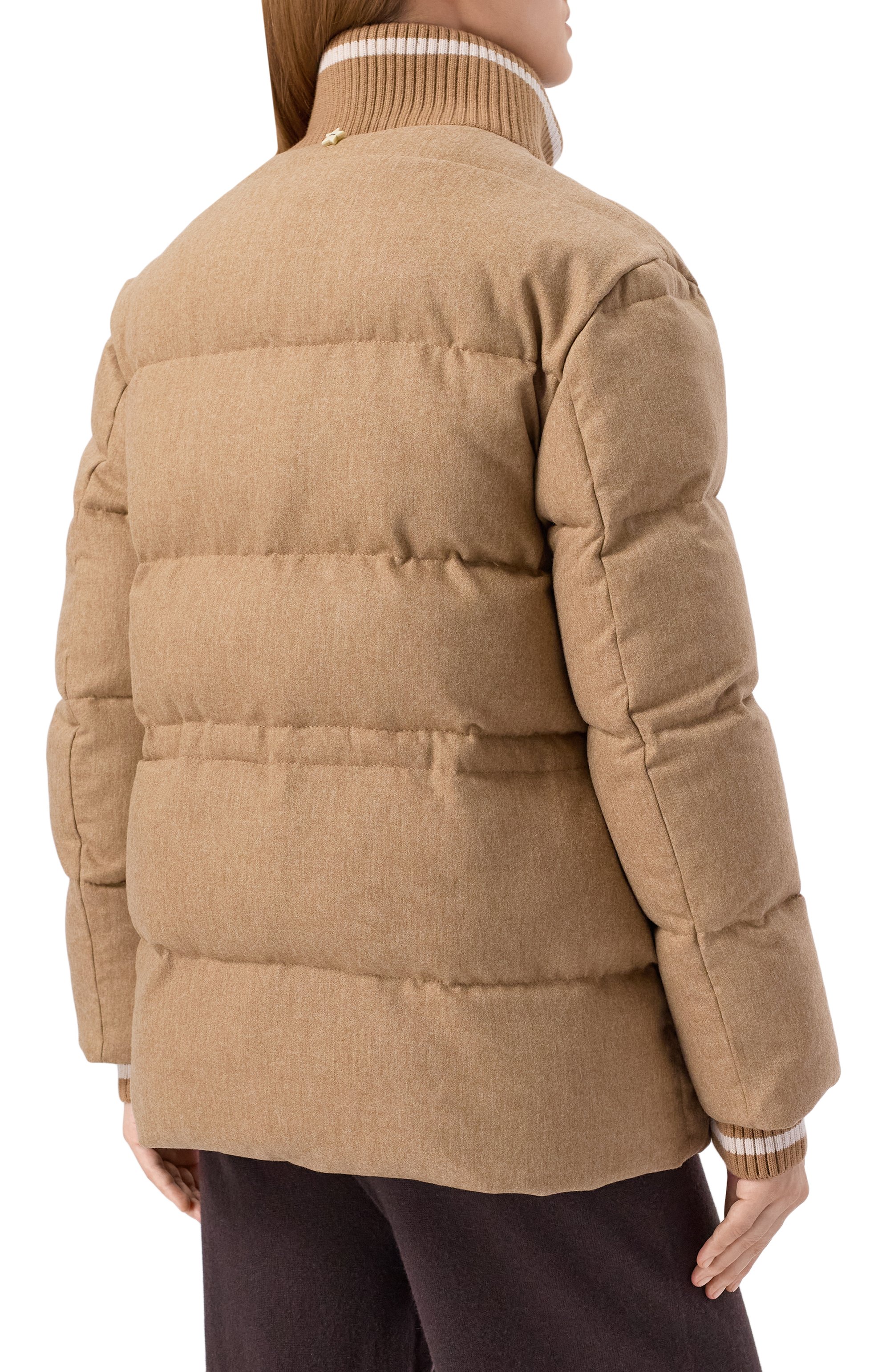 Шерстяной пуховик LORENA ANTONIAZZI светло-коричневого цвета по цене 186500 руб., арт. PI15B/4439, фото 4 Шерстяной пуховик LORENA ANTONIAZZI, арт. PI15B/4439, фото 4