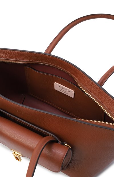 Сумка double beat COCCINELLE коричневого цвета по цене 44100 руб., арт. E1 T8A 11 03 01, фото 5 Сумка double beat COCCINELLE, арт. E1 T8A 11 03 01, фото 5